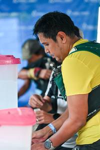 BIB: 
                            <button type="button" onclick="openModal(28105829)" class="btn btn-primary btn-sm float-right btn-popup" data-toggle="modal" data-target=".modal-high-quality">
                        <i class="fas fa-shopping-cart"></i> Add to Cart
                    </button>
                                            <button type="button" onclick="isThisMe(28105829, true)" class="btn btn-success btn-sm float-right btn-popup btn-isme hidden" data-toggle="tooltip" data-placement="bottom" title="นี่คือรูปของคุณใช่ไหม คลิกที่นี่เพื่อเอาเข้าอัลบั้ม">
                        <i class="fas fa-plus"></i> Add to album
                    </button>
                    <button type="button" onclick="isThisMe(28105829, false)" class="btn btn-warning btn-sm float-right btn-popup btn-isnotme hidden">
                        <i class="fas fa-ban"></i> Remove from album
                    </button>